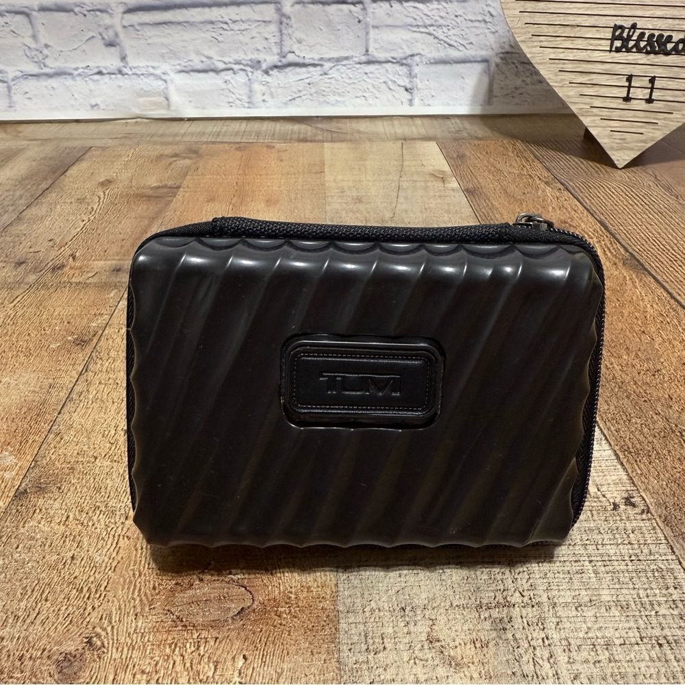 TUMI Air India Airline Zip Toiletry Amenity Case Business Class EMPTY CASE ONLY